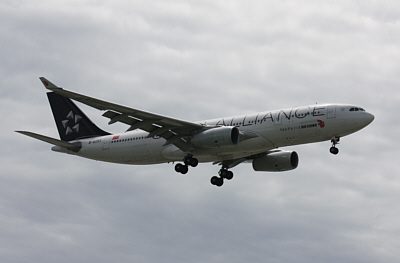 AirChinaA330_400x263